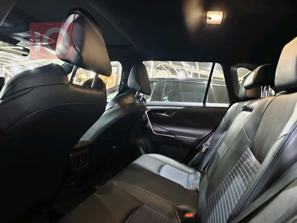 تويوتا راف 4